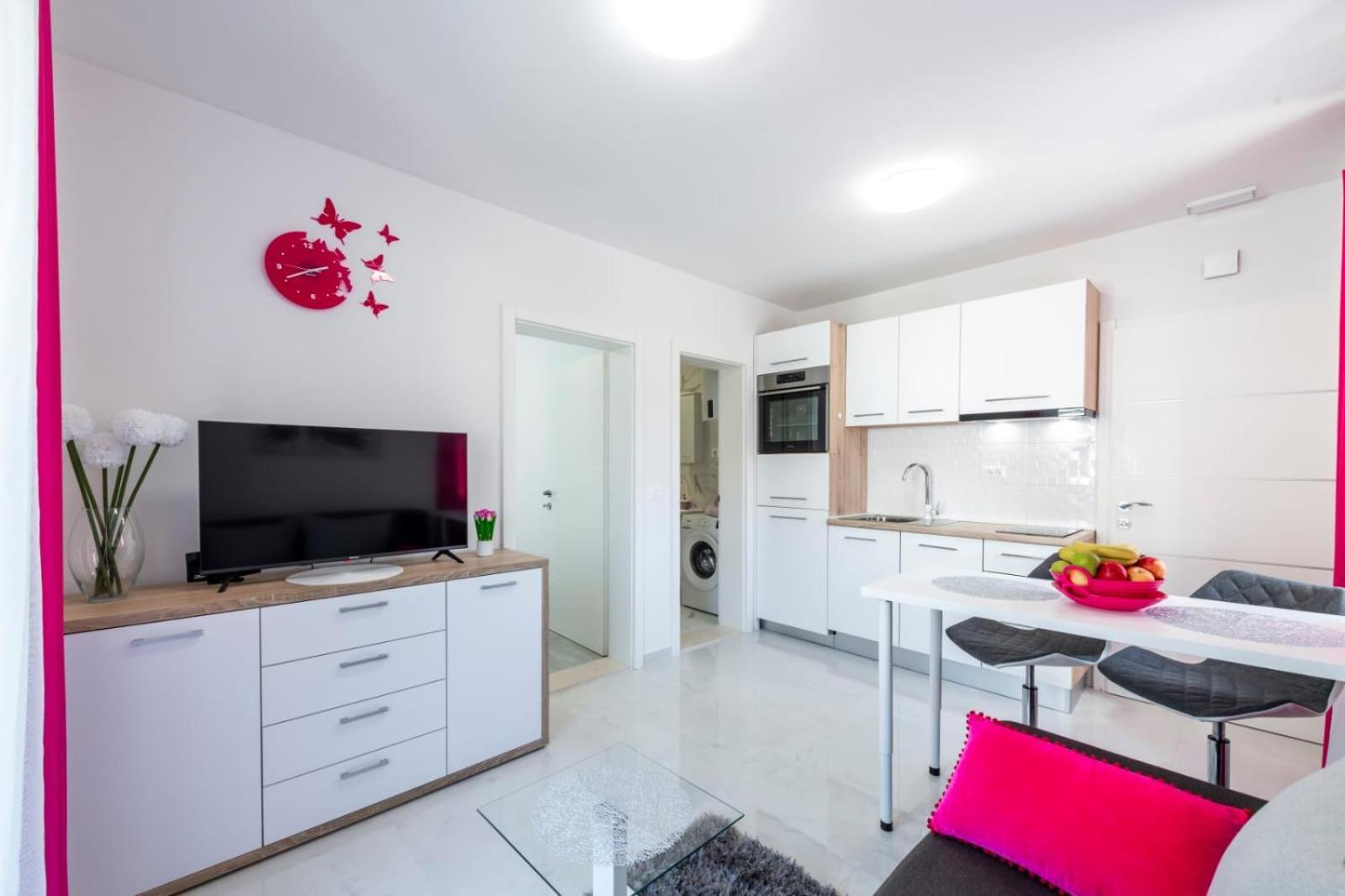 Apartments Kiki Mlini Luaran gambar