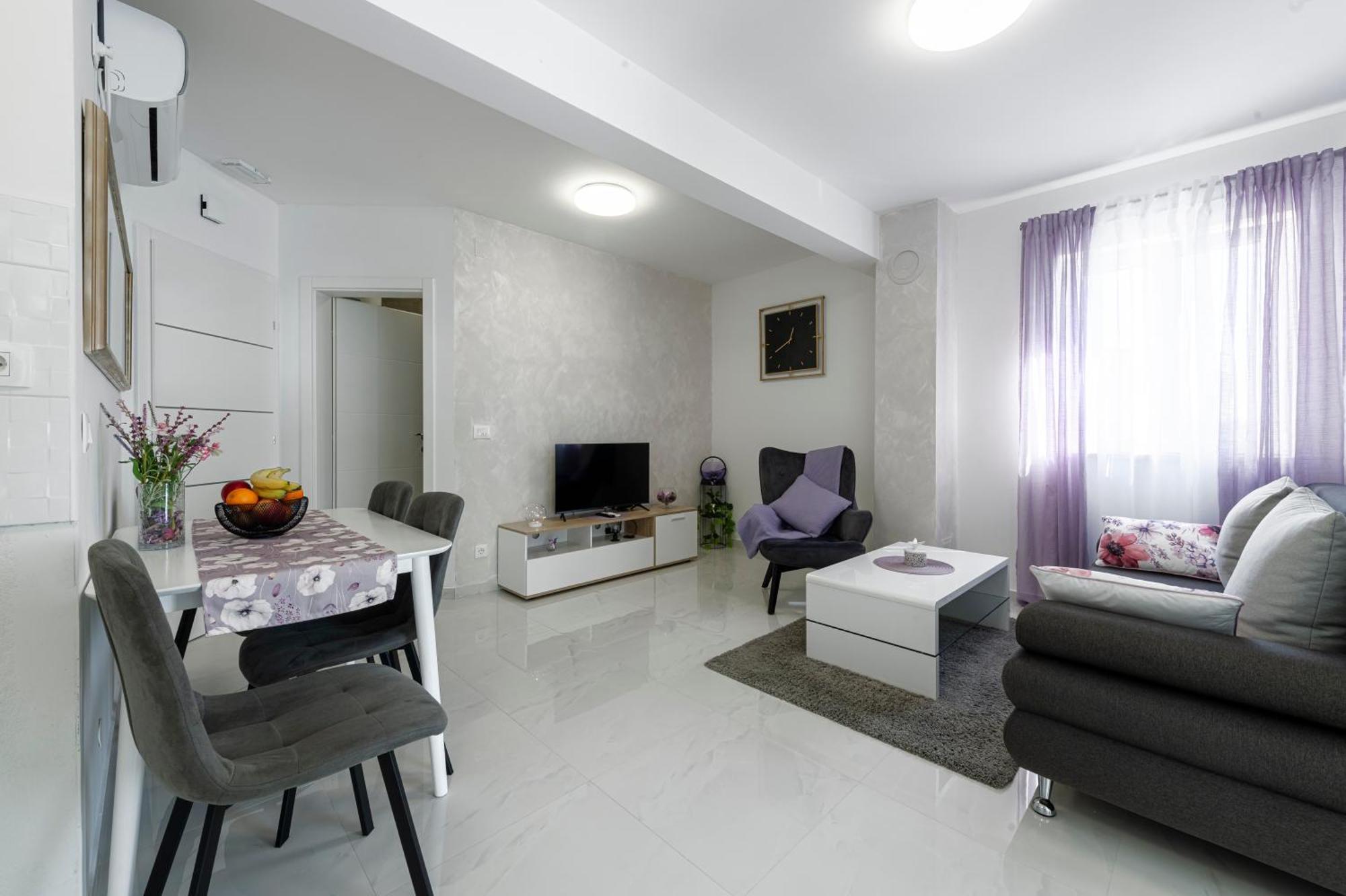 Apartments Kiki Mlini Luaran gambar